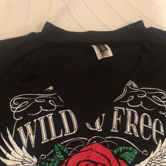 Graphic Tee - Picture 2 of 4